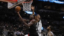 Сан Антонио претърпя ново унижение в НБА