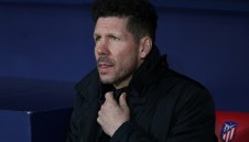 Чоло скочи на китайците: Объркват ни сметките!