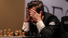 Магнус Карлсен пише история 