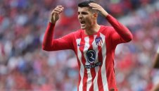 Мората се нацупи, готви бягство от Мадрид