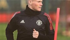 Официално: Ман Юнайтед даде нов договор на Мактоминей