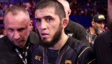 Шишко: Махачев качил 10 кг след боя с Волкановски, не спира да яде