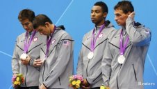 Критикуват американците за провала в щафетата