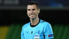 Кабаков пак се изложил