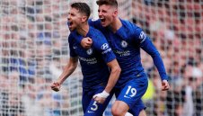 Челси пречупи Брайтън с 2:0 с голове след почивката