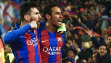 В сценария от Холивуд: Съдията от Барса – ПСЖ 6:1 попадна в "капана на каталунците"