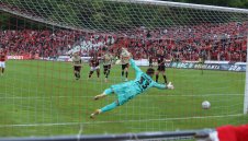 Цветомир Найденов: Турицов се подигра с труда на съдията + СНИМКИ