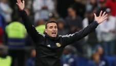 Скалони: Реферите не знаят какво да правят с VAR