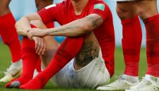 ФИФА пак глоби Англия заради... чорапи