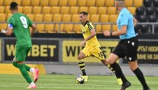 Берое тресна Ботев Пд на „Колежа“, Неделев не дебютира повторно за „канарчетата“