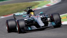 Мерцедес остана на върха на Монца