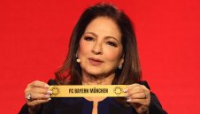 Байерн Мюнхен - Оукланд Сити 