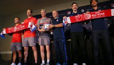 Чех: Венгер не купува на килограм