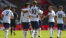 Коронавирус: Отложиха мач на Тотнъм 2 часа преди началото