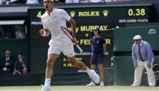 Маестрото е само един! Федерер изнесе лекция на Мъри + СНИМКИ