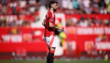 Капитан Бруно от Юнайтед срича след поредния шамар