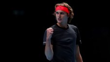 Зверев тръгна с победа в Лондон 