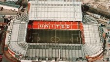 "Олд Трафорд" е столицата на феновете