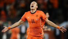 ФИФА за малко да остави Холандия на улицата