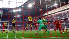 Сделката зацикли: Хумелс се разбра с Дортмунд, но Байерн иска още пари