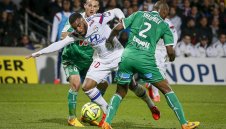 Лион се върна на върха във Франция