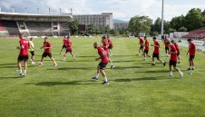 Локо София започна подготовка с нов треньор + ВИДЕО