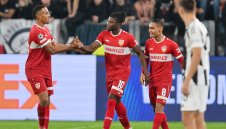 Щутгарт преби Юве в Торино, но не лети в облаците