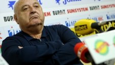 Бат Венци изригна: Президенти искат пари от БФС? Безотговорно и престъпно, да се махат!