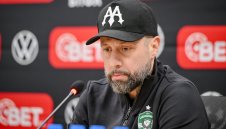 Остава ли Лудогорец без треньор за финала с ЦСКА?