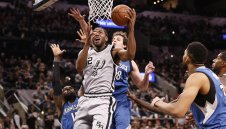 Шпорите продължават да преследват Уориърс