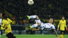 Бербатов и компания биха в Дортмунд за престиж + СНИМКИ