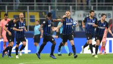 Какъв жест! Икарди дава капитанската лента на Асамоа