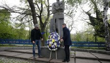 Ще има ли нов спонсор? Съдбоносната среща в Левски приключи