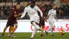 Милан продаде Нианг на Торино 