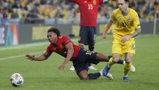 Заради Ливърпул и Барса: Уулвс вдига парите на Траоре