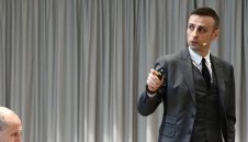 Ясно е защо Левски няма да гласува за Бербатов