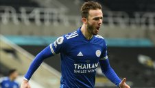 Лисиците излъгаха Нюкасъл и взеха важни 3 точки