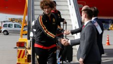 Обрат! Фелайни все пак преподписва с Юнайтед