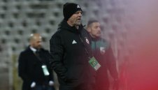 Бесният Стойчо Младенов: ЦСКА да не ви е сиропиталище?!
