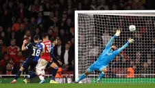 Арсенал се позабавлява с Нотингам за 5:0