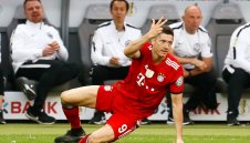 Челси изсипва 100 млн. паунда за Левандовски