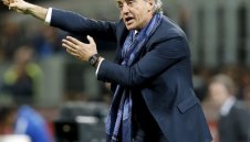 Хвърлят в затвора Роберто Манчини?