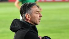 Официално: Петър Колев остава треньор на Берое