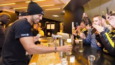 Батман стана барман + СНИМКИ