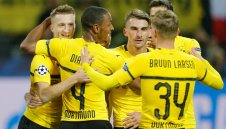 Защитник на Дортмунд се заглеждал по "хлапетата"