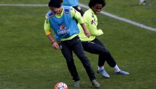 Бразилия трепери за Давид Луис