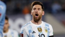 Меси аут от Аржентина