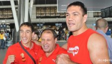 България с първа титла в професионалния бокс + ВИДЕО