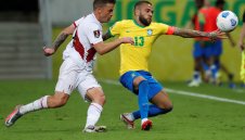 След 43 трофея: Дани Алвеш остана без отбор