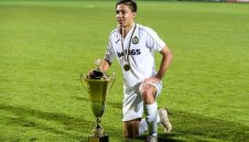 Промяна в плана: "Гражданинът" Кръстев отива във Франция